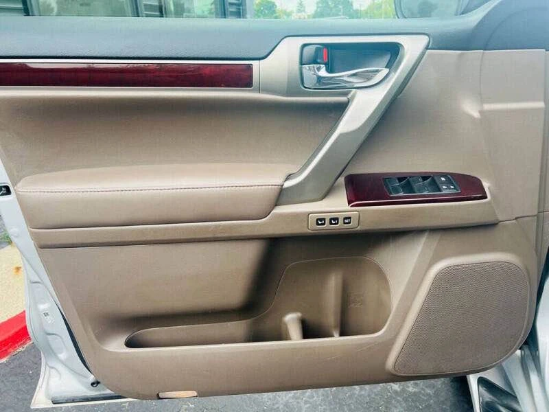 2016 Lexus GX 2nd Gen - Image 10 of 20