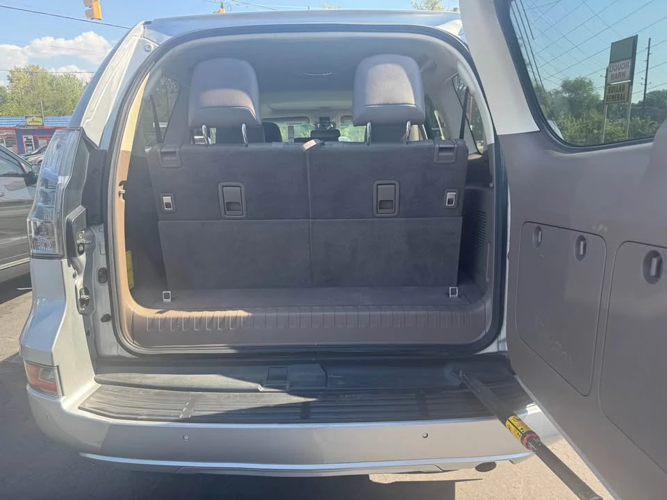 2016 Lexus GX 2nd Gen - Image 18 of 20