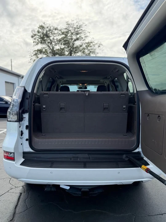 2016 Lexus GX 2nd Gen - Image 8 of 20