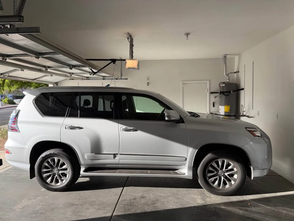 2016 Lexus GX 2nd Gen - Image 2 of 9