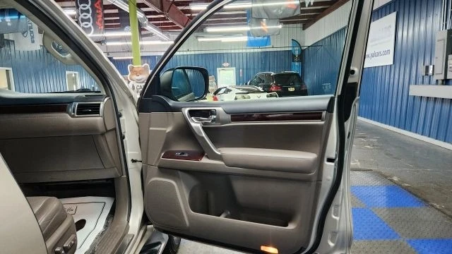 2016 Lexus GX 2nd Gen - Image 10 of 12