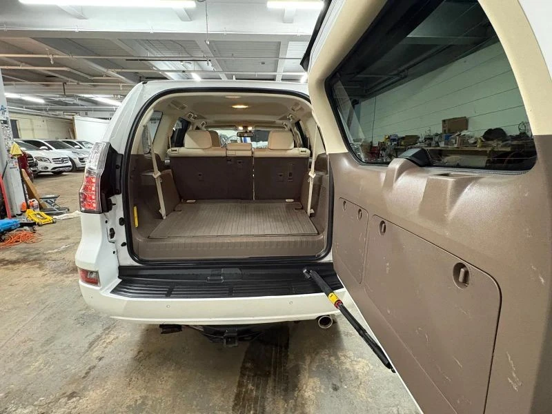 2016 Lexus GX 2nd Gen - Image 10 of 12