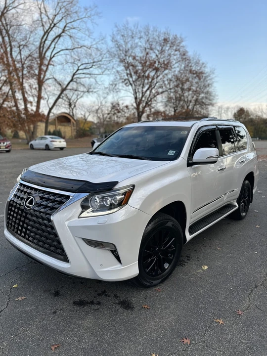 2016 Lexus GX 2nd Gen - Image 3 of 31