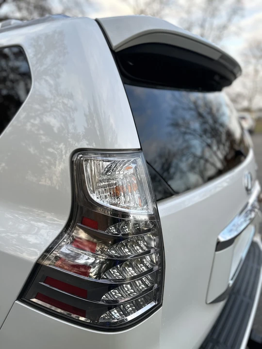 2016 Lexus GX 2nd Gen - Image 26 of 31