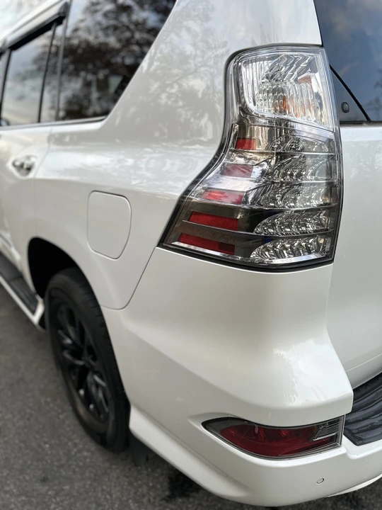 2016 Lexus GX 2nd Gen - Image 28 of 31