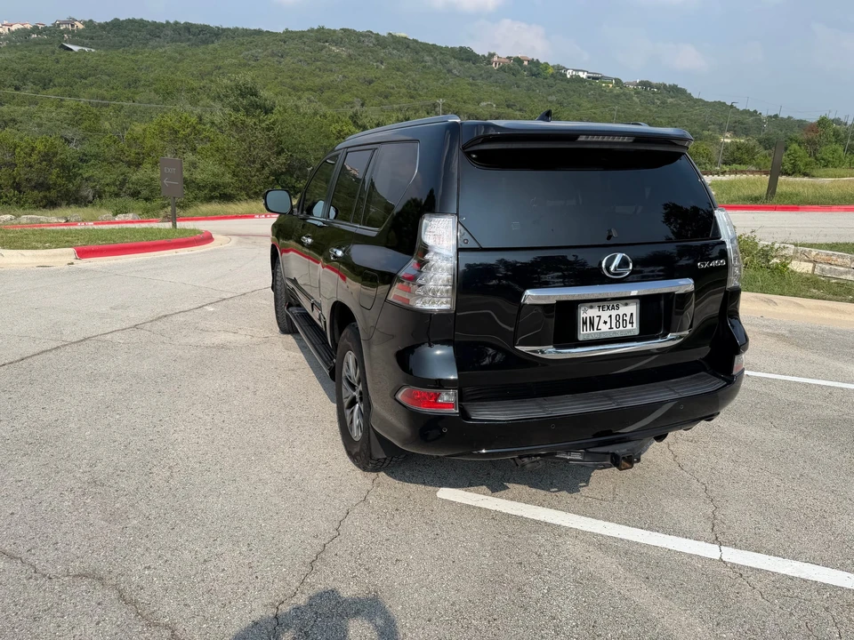 2016 Lexus GX 2nd Gen - Image 28 of 31