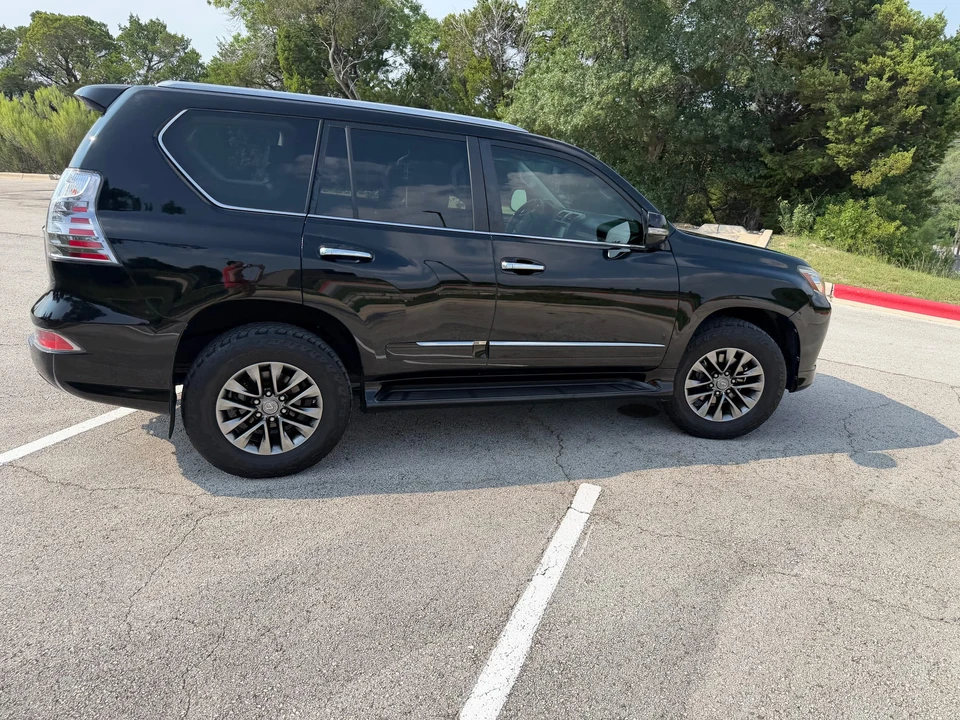 2016 Lexus GX 2nd Gen - Image 15 of 31