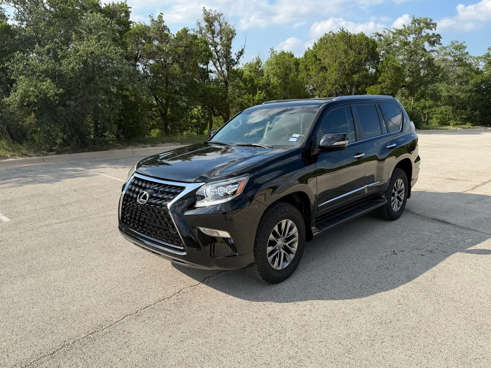2016 Lexus GX 2nd Gen - Image 2 of 31