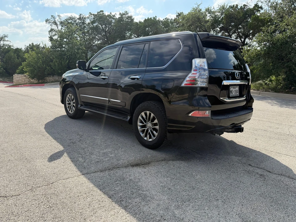 2016 Lexus GX 2nd Gen - Image 30 of 31