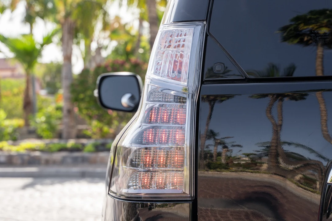 2016 Lexus GX 2nd Gen - Image 19 of 31