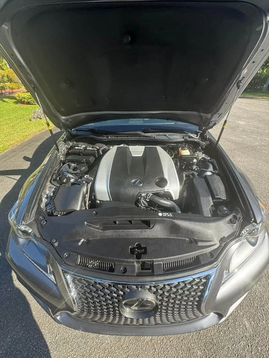 2016 Lexus IS 3rd Gen - Image 16 of 17