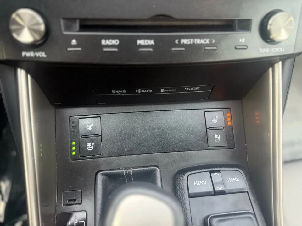 2016 Lexus IS 3rd Gen - Image 16 of 18