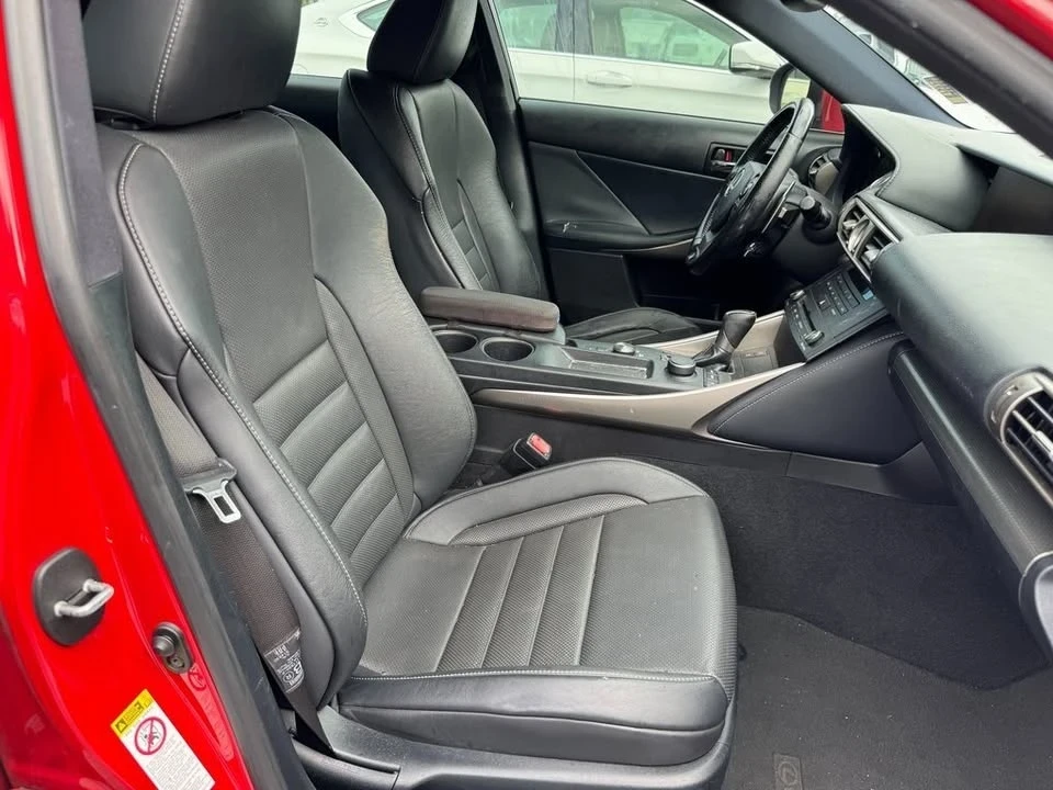 2016 Lexus IS 3rd Gen - Image 7 of 10