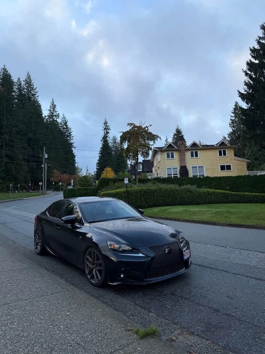 2016 Lexus IS 3rd Gen - Image 5 of 13