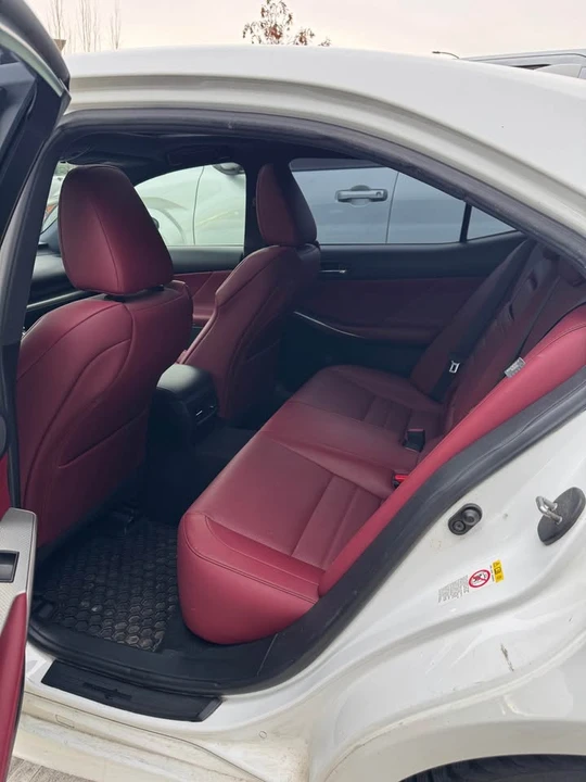 2016 Lexus IS 3rd Gen - Image 5 of 7