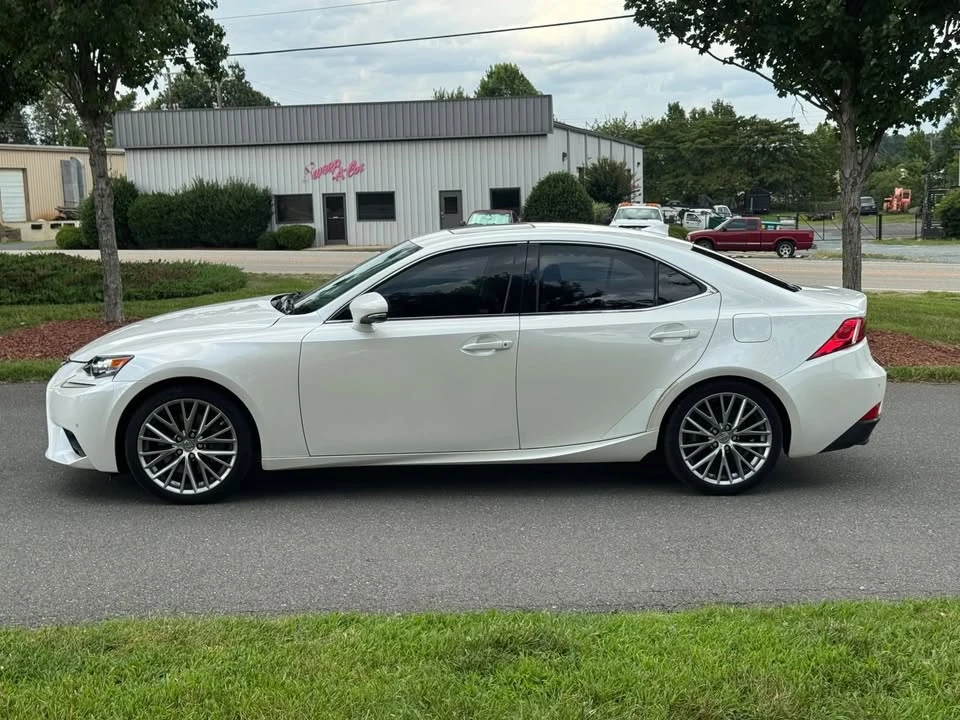 2016 Lexus IS 3rd Gen - Image 4 of 20