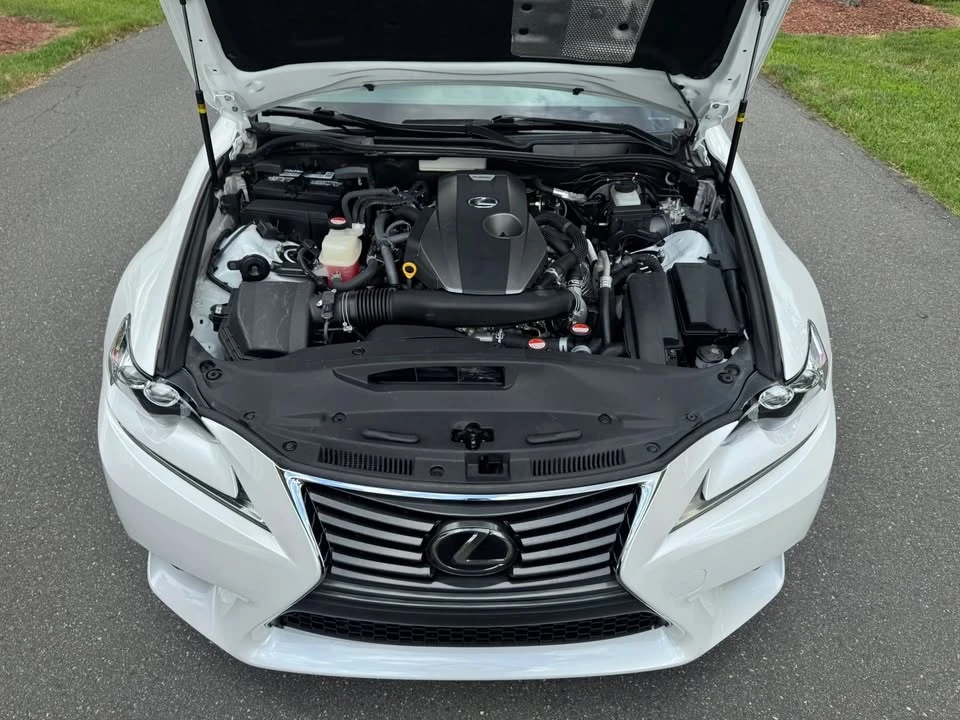 2016 Lexus IS 3rd Gen - Image 11 of 20