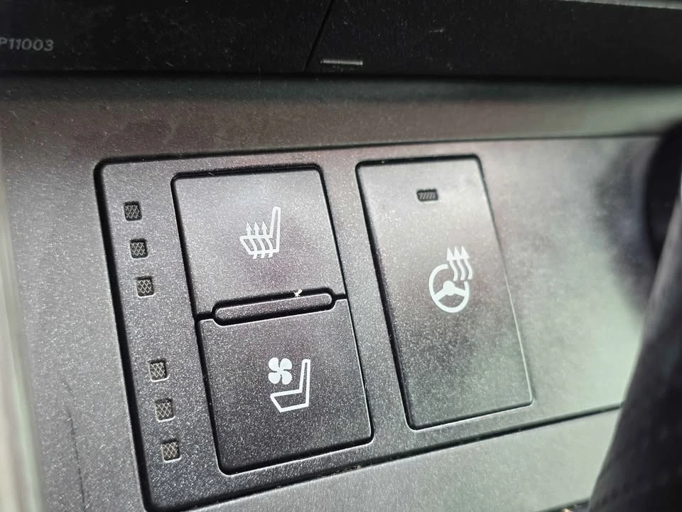 2016 Lexus IS 3rd Gen - Image 10 of 20