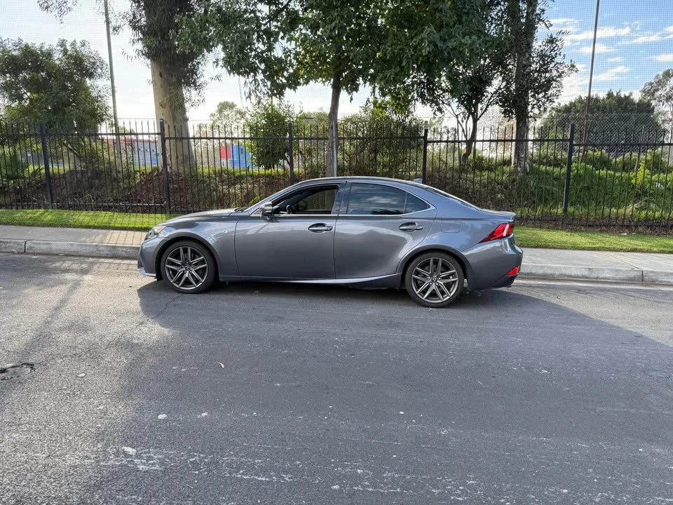 2016 Lexus IS 3rd Gen - Image 5 of 14