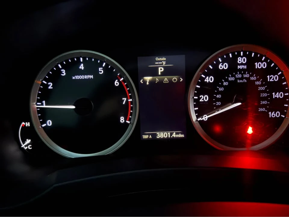 2016 Lexus IS 3rd Gen - Image 13 of 16
