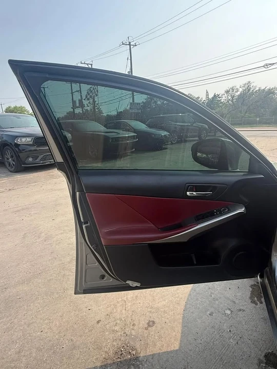 2016 Lexus IS 3rd Gen - Image 11 of 16