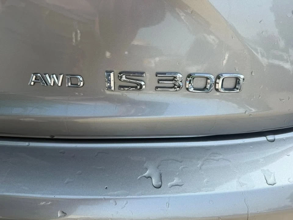 2016 Lexus IS 3rd Gen - Image 6 of 16