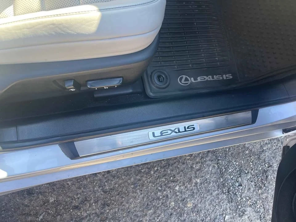 2016 Lexus IS 3rd Gen - Image 9 of 9