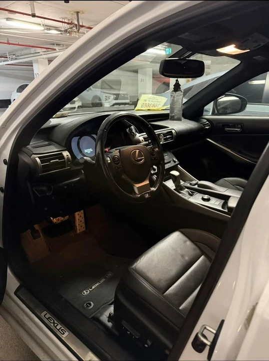 2016 Lexus IS 3rd Gen - Image 9 of 11