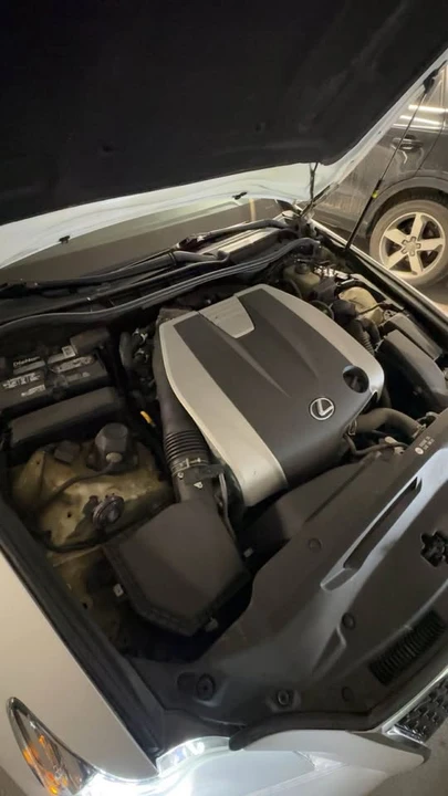 2016 Lexus IS 3rd Gen - Image 7 of 11
