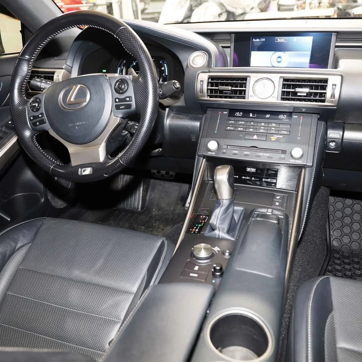 2016 Lexus IS 3rd Gen - Image 10 of 16