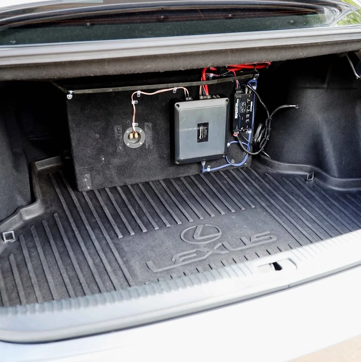 2016 Lexus IS 3rd Gen - Image 15 of 16