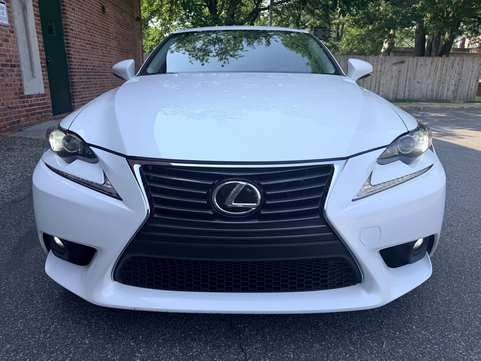 2016 Lexus IS 3rd Gen - Image 8 of 26