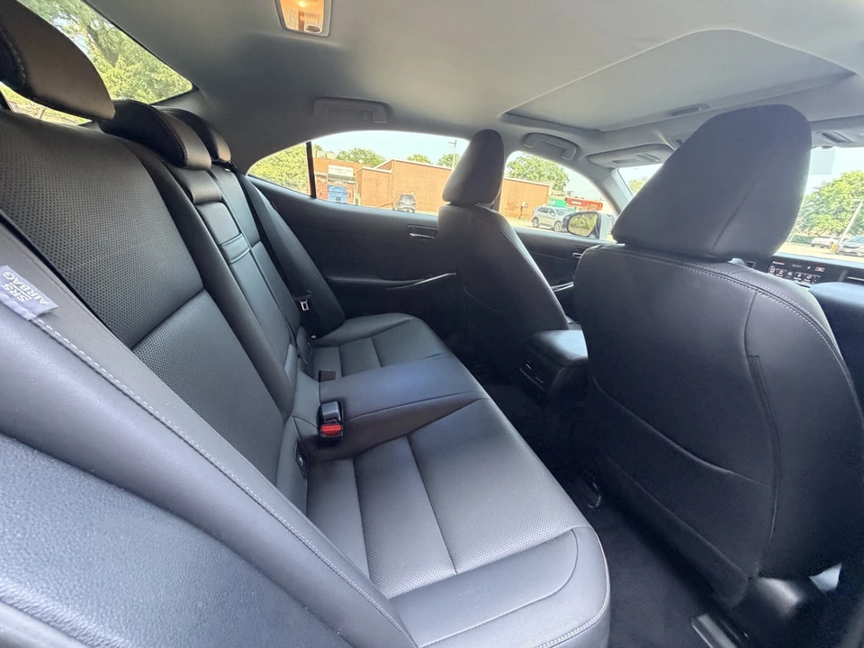 2016 Lexus IS 3rd Gen - Image 14 of 26