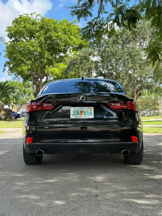 2016 Lexus IS 3rd Gen - Image 4 of 8