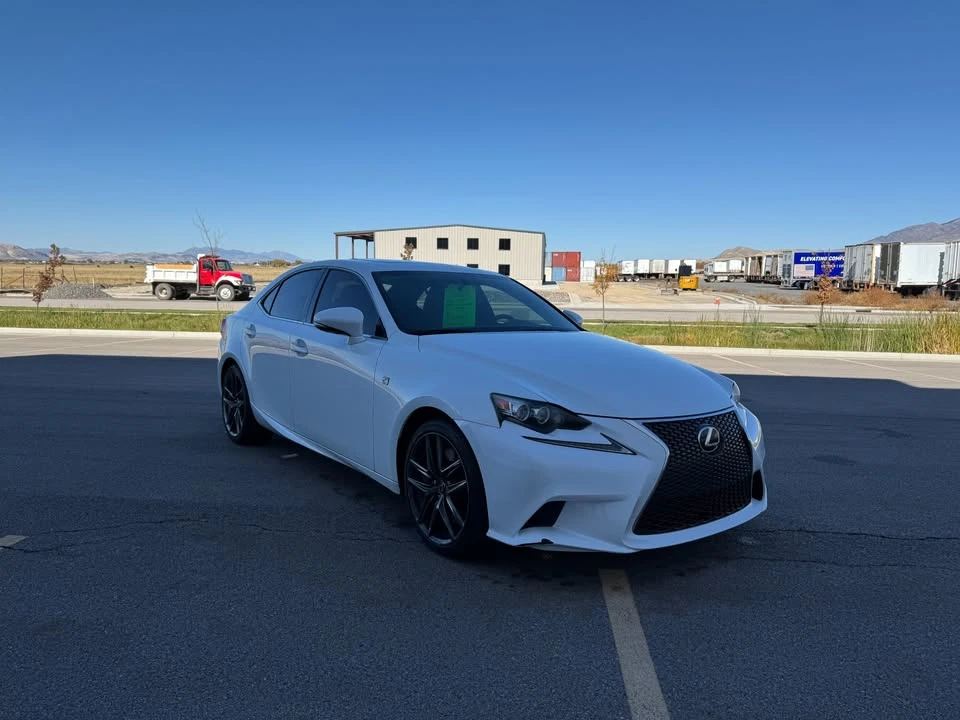 2016 Lexus IS 3rd Gen - Image 5 of 11