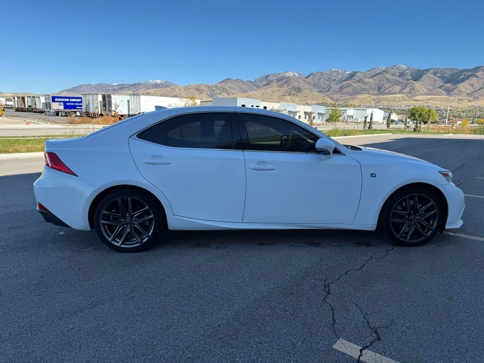 2016 Lexus IS 3rd Gen - Image 4 of 11