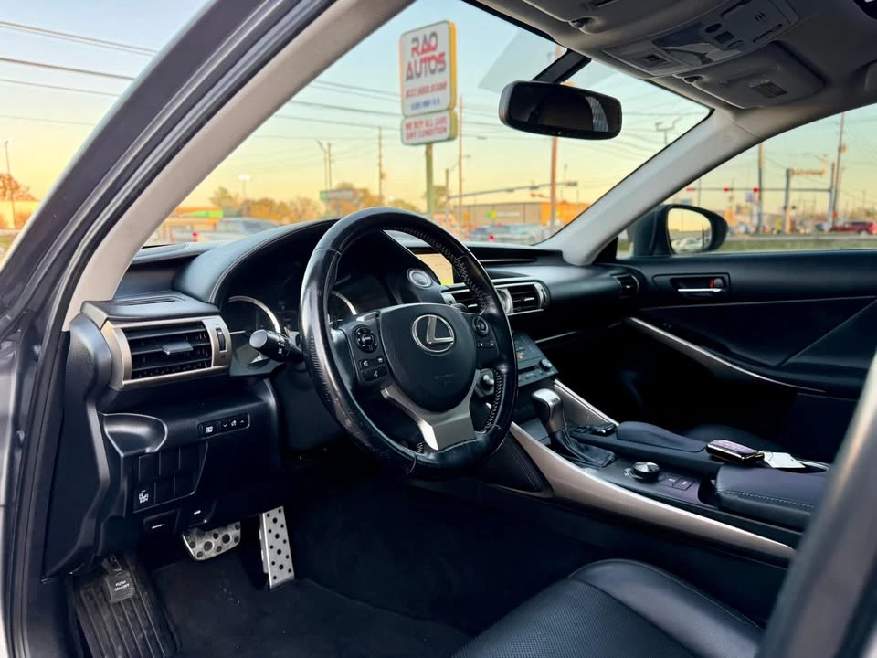 2016 Lexus IS 3rd Gen - Image 11 of 20