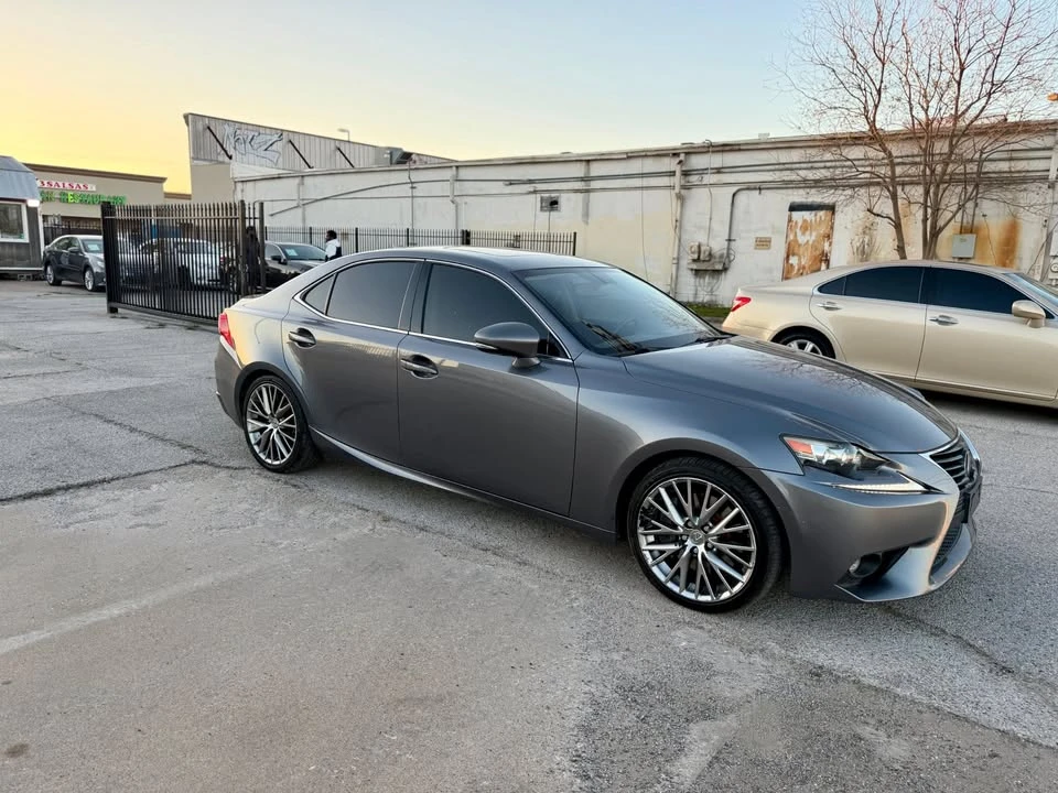 2016 Lexus IS 3rd Gen - Image 8 of 20