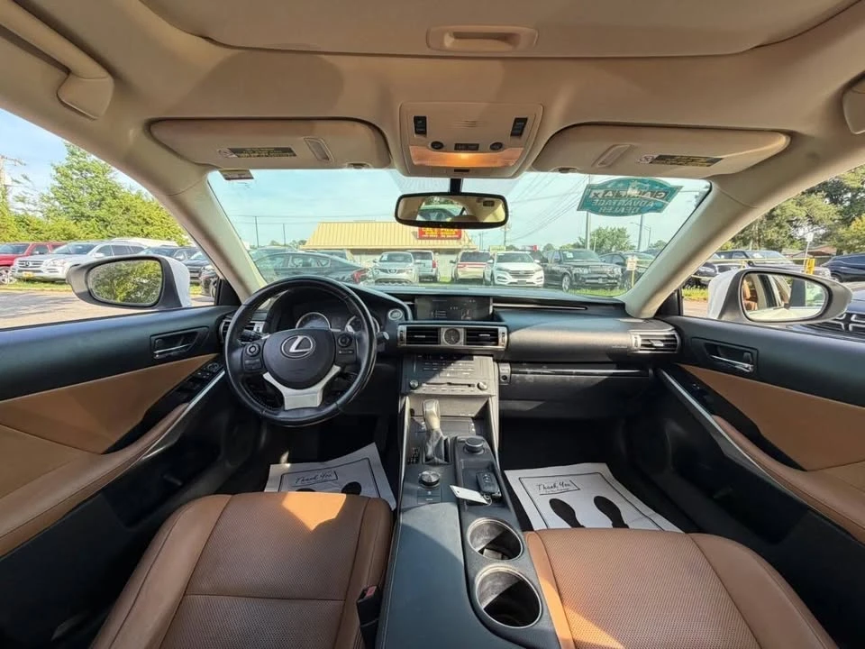 2016 Lexus IS 3rd Gen - Image 19 of 20