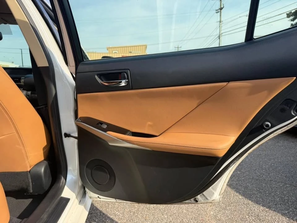 2016 Lexus IS 3rd Gen - Image 14 of 20