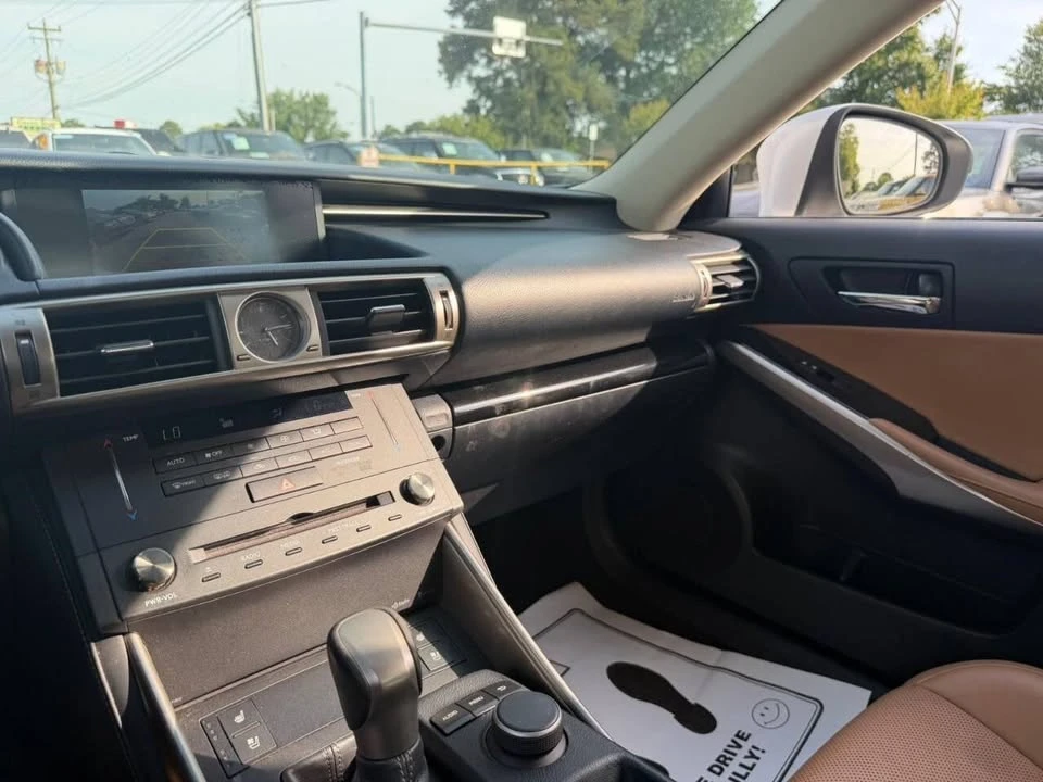 2016 Lexus IS 3rd Gen - Image 17 of 20