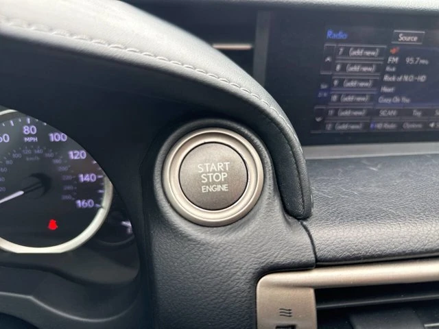 2016 Lexus IS 3rd Gen - Image 18 of 20