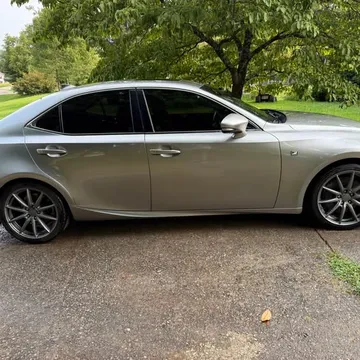 2016 Lexus IS 200t F-Sport