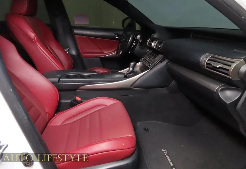 2016 Lexus IS 3rd Gen - Image 22 of 31