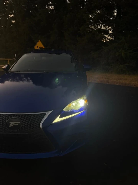 2016 Lexus IS 3rd Gen - Image 11 of 11