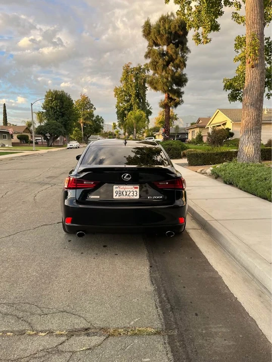 2016 Lexus IS 3rd Gen - Image 2 of 8
