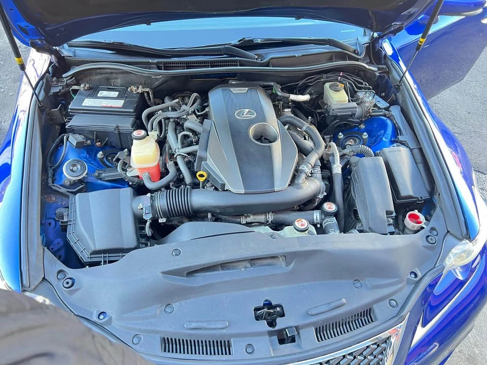 2016 Lexus IS 3rd Gen - Image 15 of 20