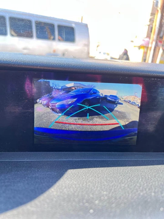 2016 Lexus IS 3rd Gen - Image 17 of 20