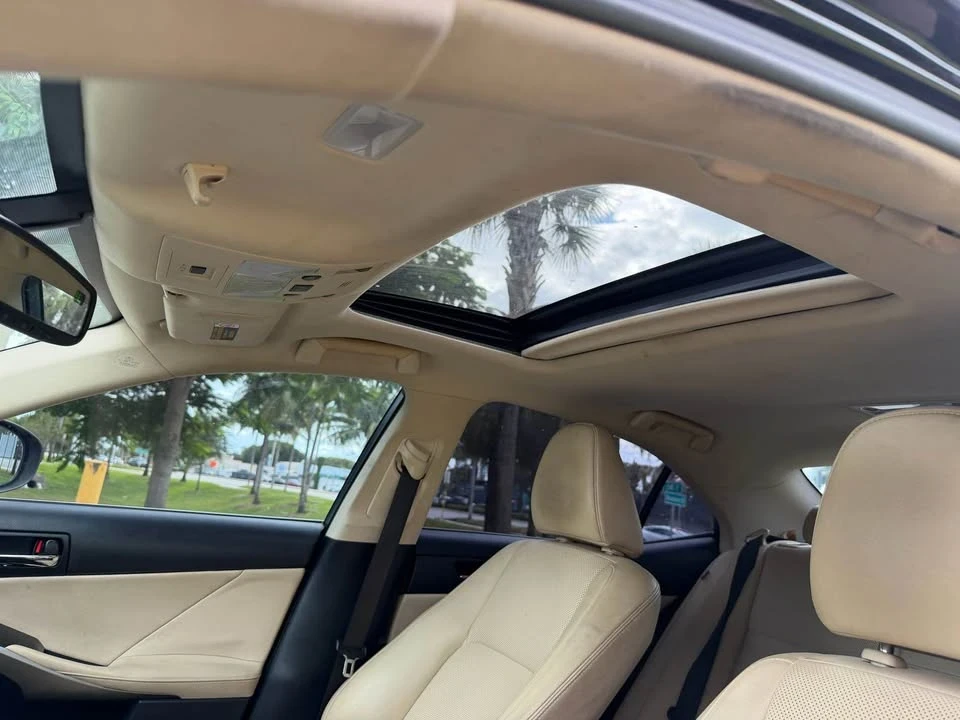 2016 Lexus IS 3rd Gen - Image 4 of 10