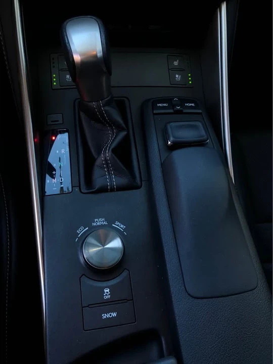 2016 Lexus IS 3rd Gen - Image 6 of 9